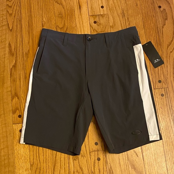 NWT Oakley Men's Take Pro Evo Golf Shorts 30 - Picture 5 of 8
